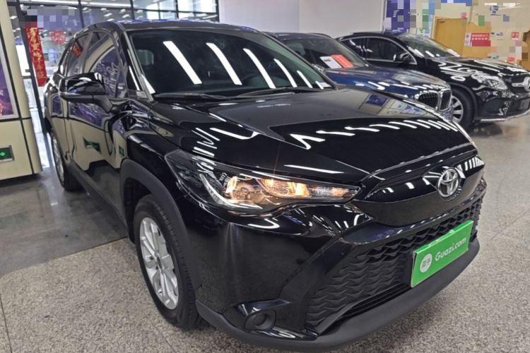 Used Toyota FRONTLANDER 2023 2.0L CVT Elite Edition Front Right 45 Deg