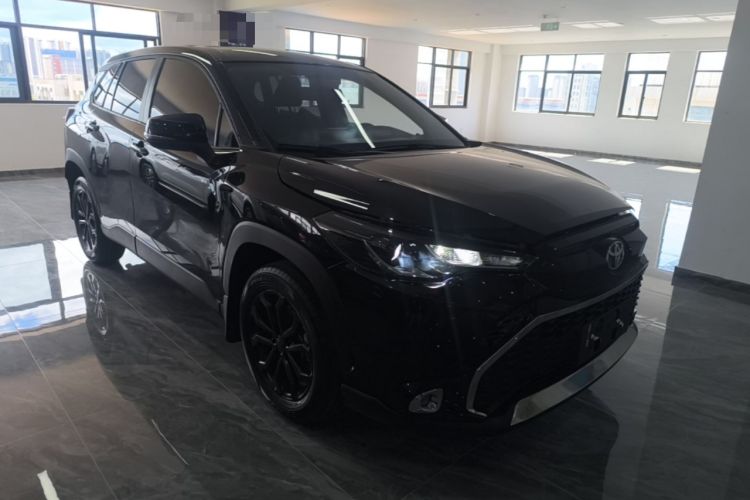 Used Toyota FRONTLANDER 2023 2.0L CVT Elite Edition Front Right 45 Deg