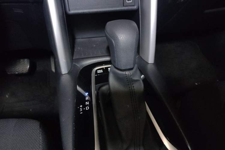 Used Toyota FRONTLANDER 2023 2.0L Smart Electric Hybrid Dual-Engine Leading Edition Gear Lever