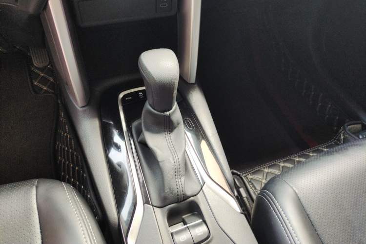 Used Toyota FRONTLANDER 2023 2.0L CVT Leading Edition Gear Lever