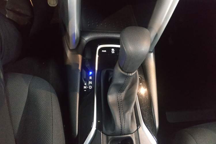 Used Toyota FRONTLANDER 2023 2.0L CVT Leading Edition Gear Lever