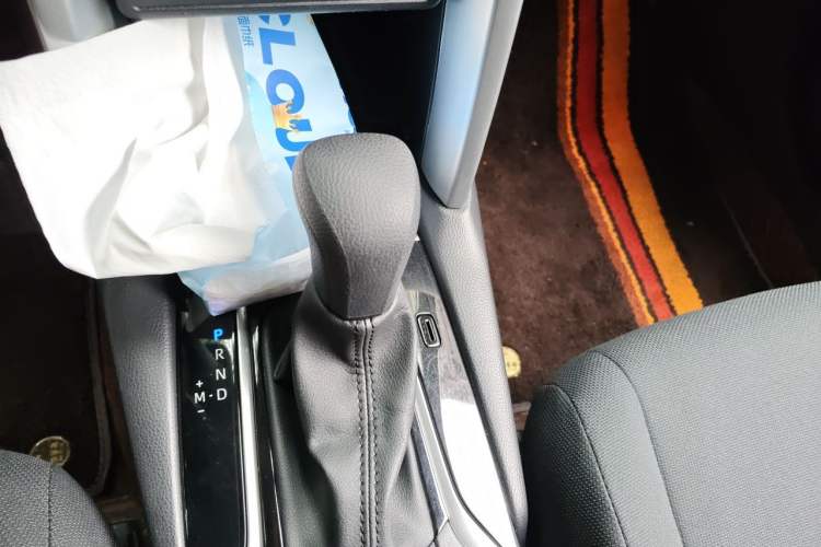 Used Toyota FRONTLANDER 2023 2.0L CVT Elite Edition Gear Lever
