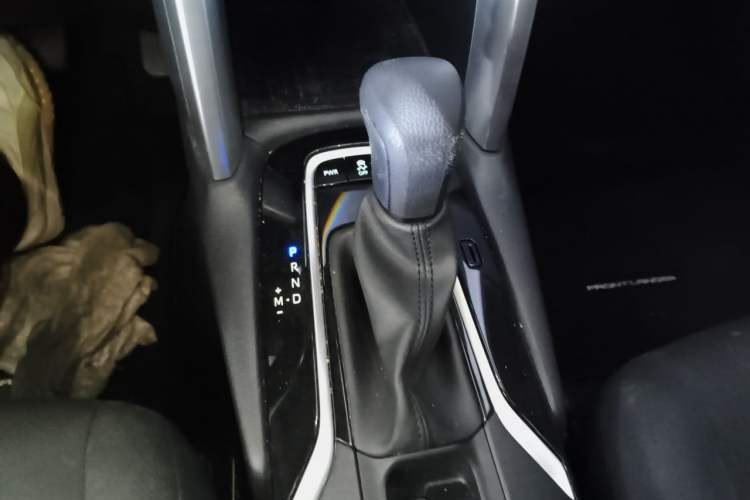 Used Toyota FRONTLANDER 2023 2.0L CVT Elite Edition Gear Lever