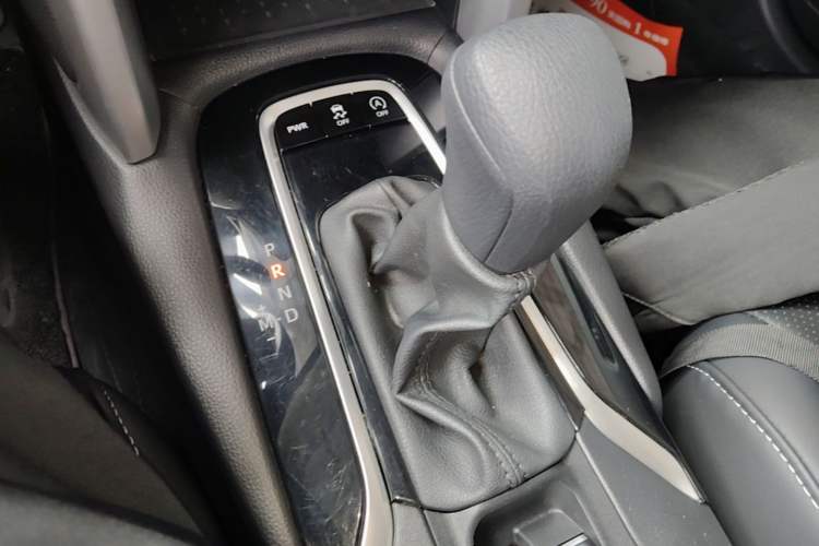 Used Toyota FRONTLANDER 2023 2.0L CVT Leading Edition Gear Lever