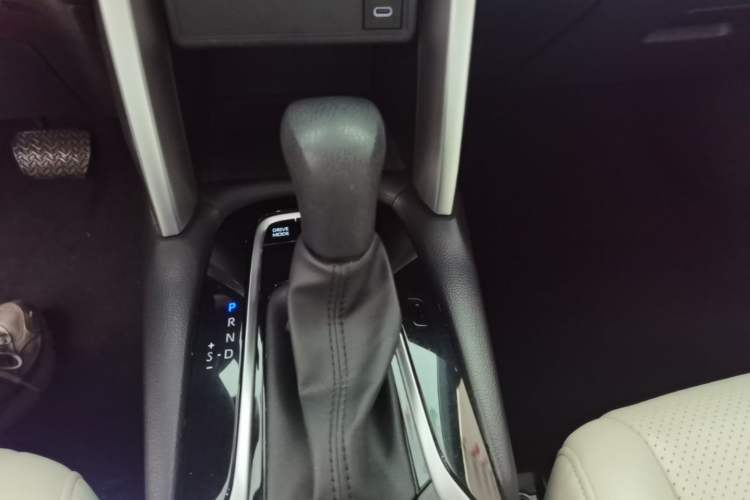 Used Toyota FRONTLANDER 2023 2.0L Smart Electric Hybrid Dual-Engine Leading Edition Gear Lever
