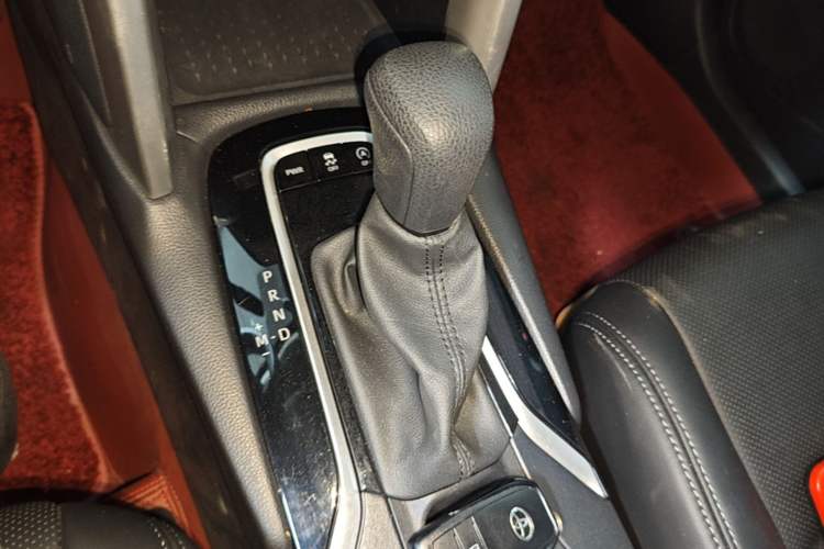 Used Toyota FRONTLANDER 2023 2.0L CVT Leading Edition Gear Lever