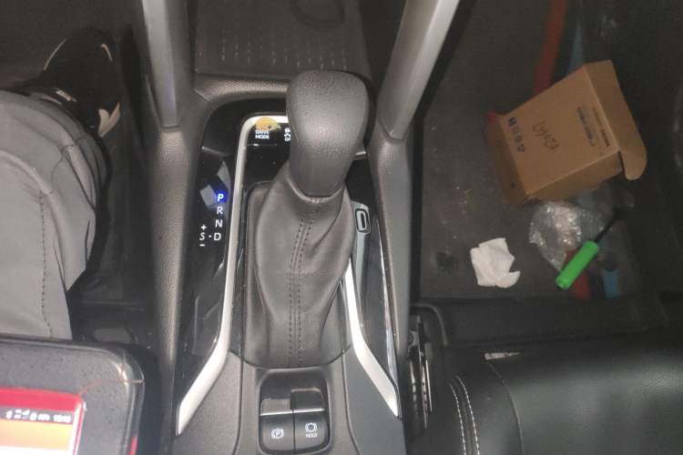 Used Toyota FRONTLANDER 2023 2.0L Smart Electric Hybrid Dual-Engine Leading Edition Gear Lever