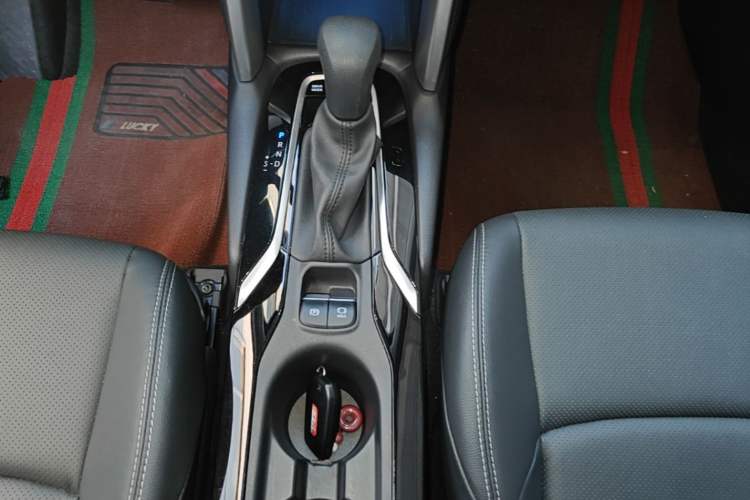 Used Toyota FRONTLANDER 2023 2.0L Smart Electric Hybrid Dual-Engine Luxury Edition Gear Lever