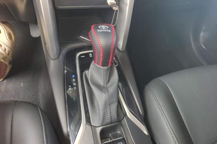 Used Toyota FRONTLANDER 2023 2.0L CVT Leading Edition Gear Lever
