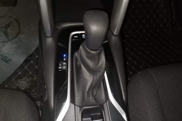 Used Toyota FRONTLANDER 2023 2.0L CVT Leading Edition Gear Lever