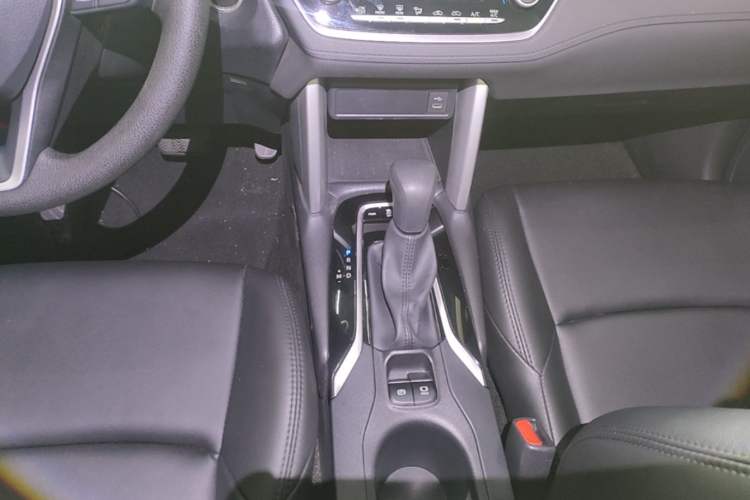 Used Toyota FRONTLANDER 2023 2.0L CVT Leading Edition Gear Lever