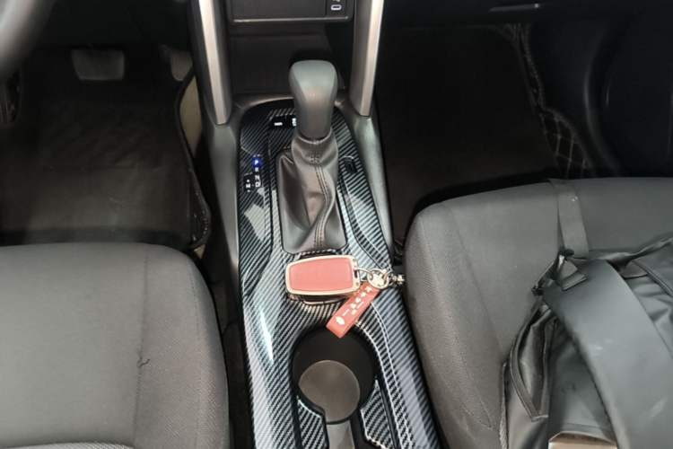 Used Toyota FRONTLANDER 2023 2.0L CVT Elite Edition Gear Lever