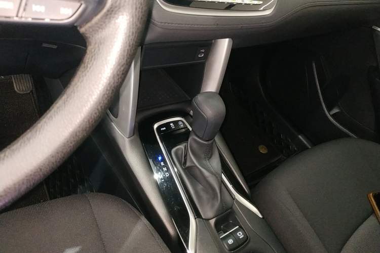 Used Toyota FRONTLANDER 2023 2.0L CVT Leading Edition Gear Lever