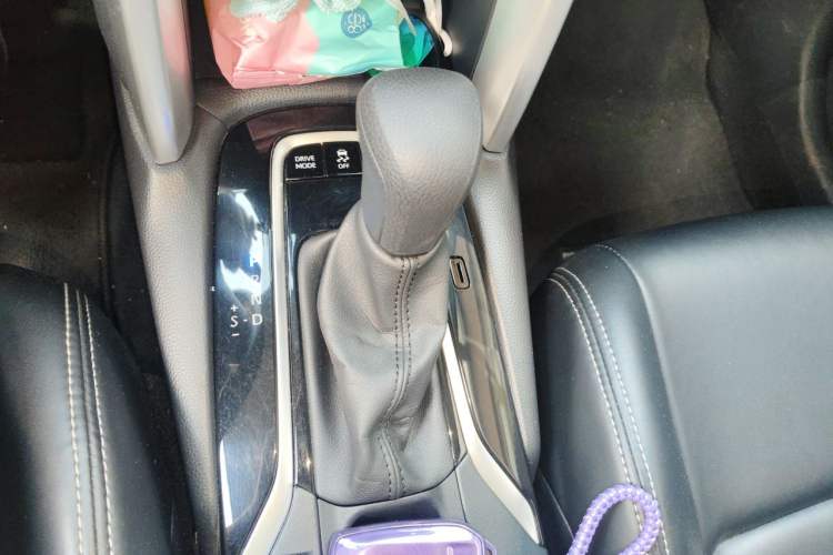 Used Toyota FRONTLANDER 2023 2.0L Smart Electric Hybrid Dual-Engine Leading Edition Gear Lever