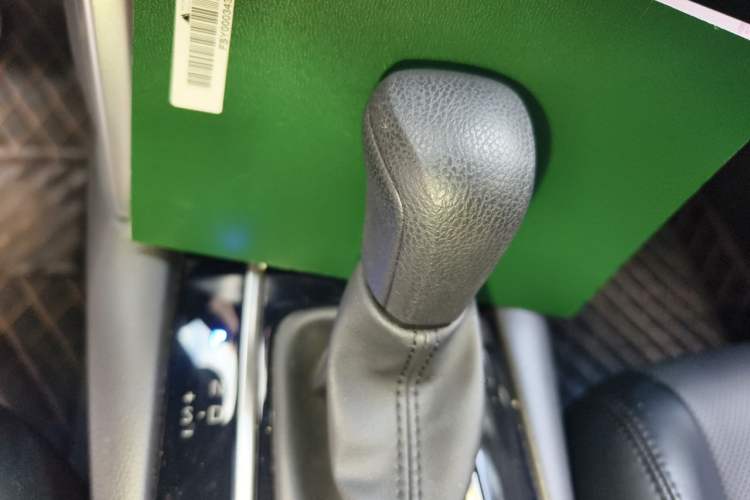 Used Toyota FRONTLANDER 2023 2.0L Smart Electric Hybrid Dual-Engine Leading Edition Gear Lever
