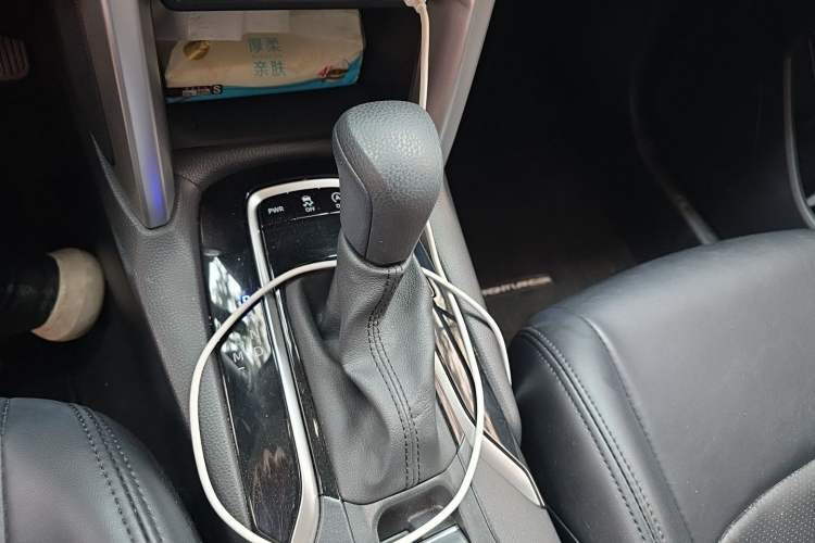 Used Toyota FRONTLANDER 2023 2.0L CVT Leading Edition Gear Lever