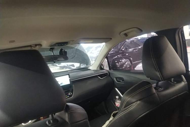 Used Toyota FRONTLANDER 2023 2.0L CVT Elite Edition Headliner