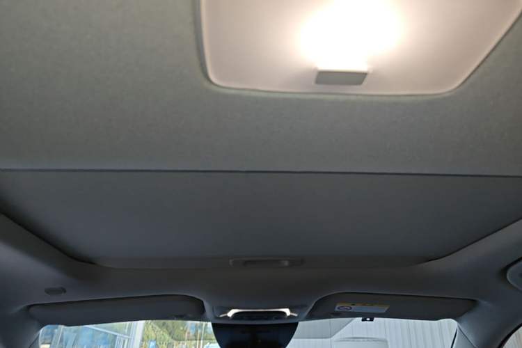 Used Toyota FRONTLANDER 2023 2.0L Smart Electric Hybrid Dual-Engine Luxury Edition Headliner