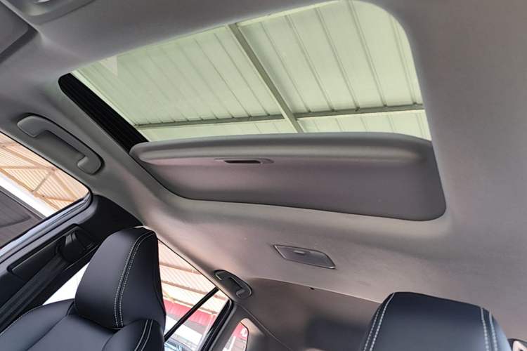 Used Toyota FRONTLANDER 2023 2.0L CVT Leading Edition Headliner