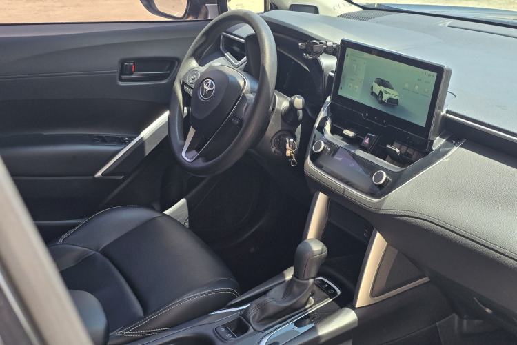 Used Toyota FRONTLANDER 2023 2.0L CVT Elite Edition Interior 1