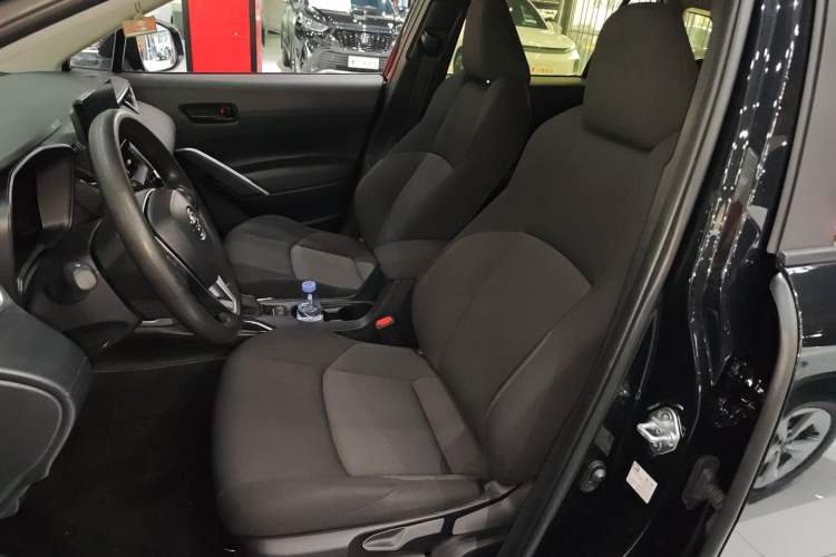 Used Toyota FRONTLANDER 2023 2.0L CVT Elite Edition Interior 1