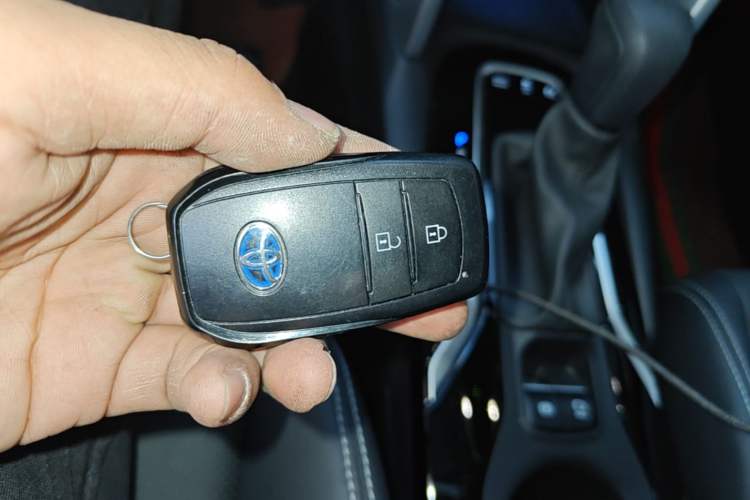 Used Toyota FRONTLANDER 2023 2.0L Smart Electric Hybrid Dual-Engine Luxury Edition Interior 1