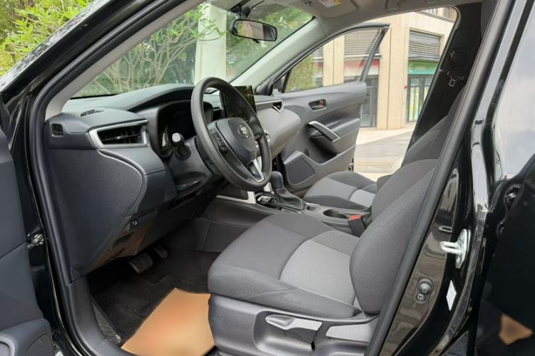 Used Toyota FRONTLANDER 2023 2.0L CVT Elite Edition Interior 1