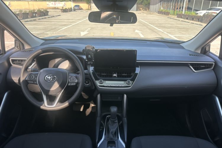 Used Toyota FRONTLANDER 2023 2.0L CVT Leading Edition Interior 1