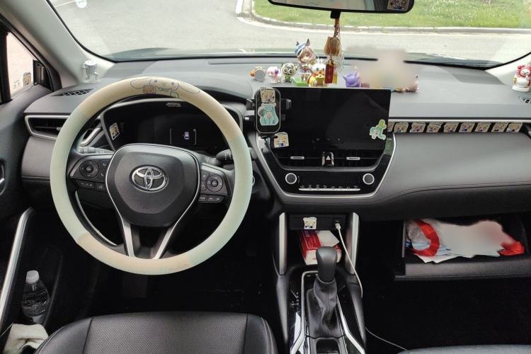Used Toyota FRONTLANDER 2023 2.0L CVT Luxury Edition Interior 2