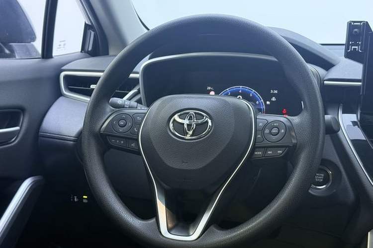Used Toyota FRONTLANDER 2023 2.0L CVT Luxury Edition Interior 3