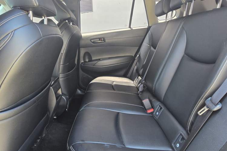 Used Toyota FRONTLANDER 2023 2.0L CVT Elite Edition Interior 4