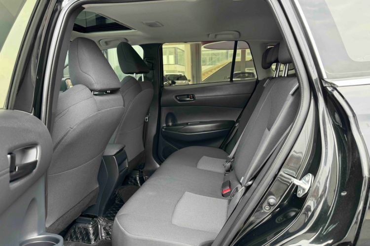 Used Toyota FRONTLANDER 2023 2.0L CVT Leading Edition Interior 4