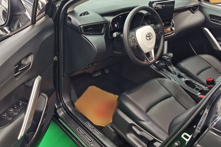 Used Toyota FRONTLANDER 2023 2.0L CVT Elite Edition Interior 4