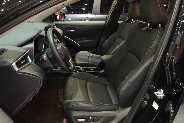 Used Toyota FRONTLANDER 2023 2.0L Smart Electric Hybrid Dual-Engine Luxury Edition Interior 5