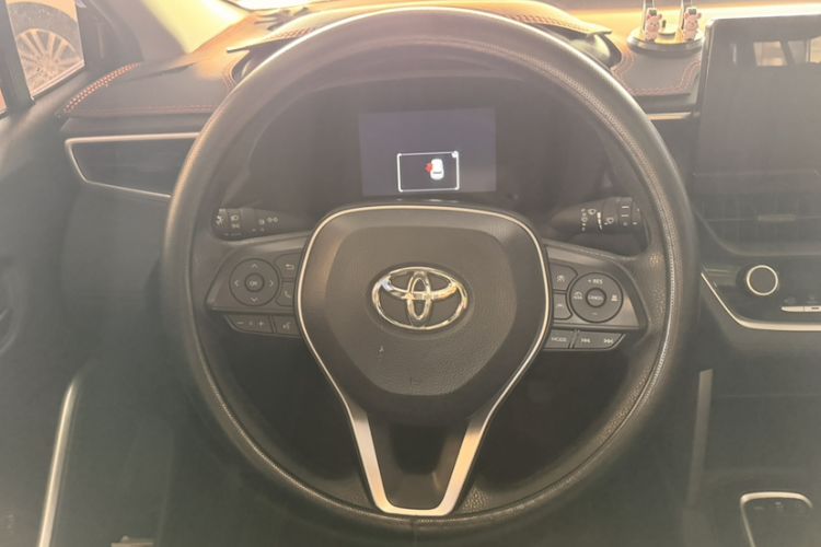 Used Toyota FRONTLANDER 2023 2.0L CVT Leading Edition Interior 6