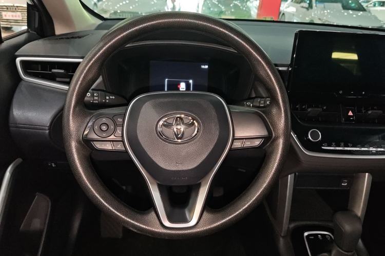 Used Toyota FRONTLANDER 2023 2.0L CVT Elite Edition Interior 6