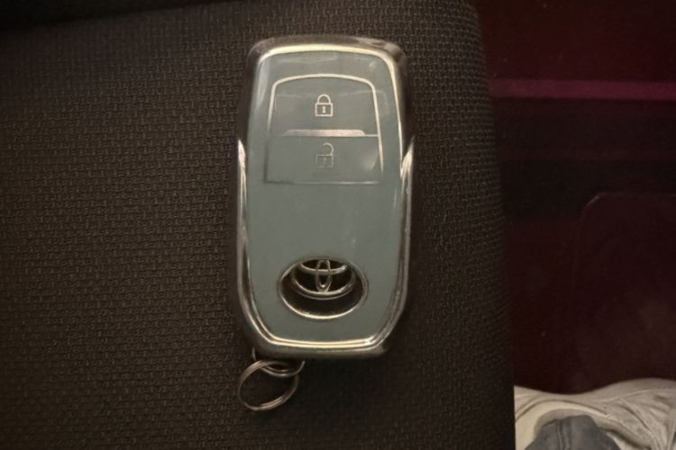 Used Toyota FRONTLANDER 2023 2.0L CVT Leading Edition Interior 7