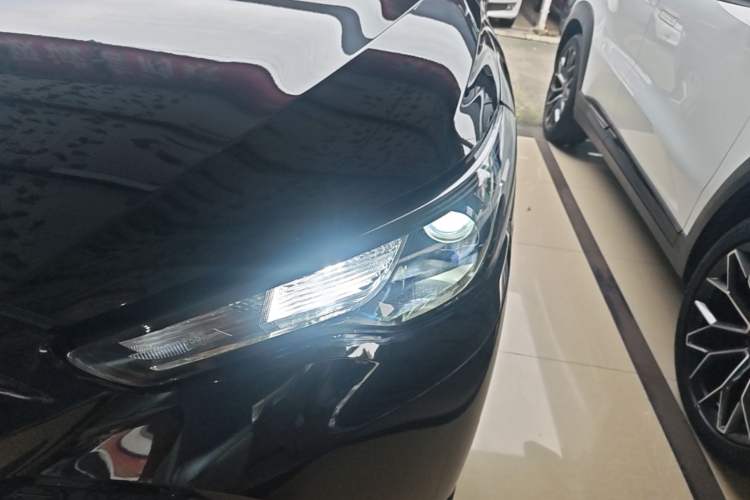 Used Toyota FRONTLANDER 2023 2.0L CVT Elite Edition Left Front Headlight