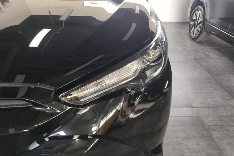 Used Toyota FRONTLANDER 2023 2.0L CVT Elite Edition Left Front Headlight
