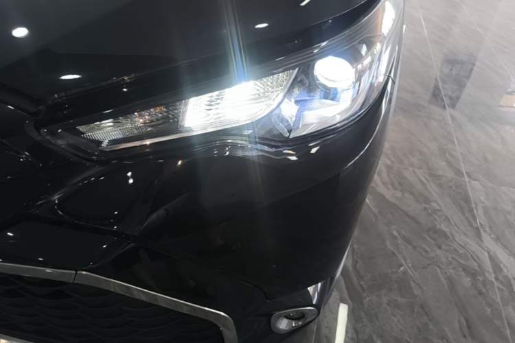 Used Toyota FRONTLANDER 2023 2.0L CVT Elite Edition Left Front Headlight