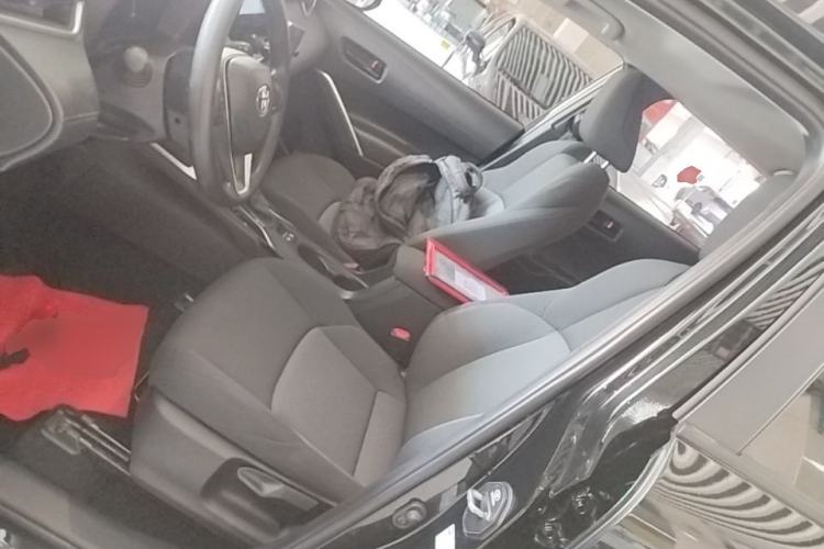 Used Toyota FRONTLANDER 2023 2.0L CVT Elite Edition Left Front Seat
