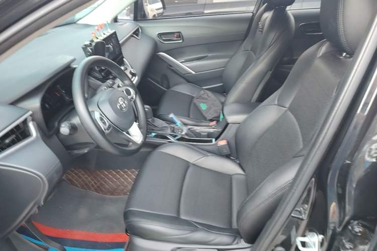 Used Toyota FRONTLANDER 2023 2.0L CVT Elite Edition Left Front Seat
