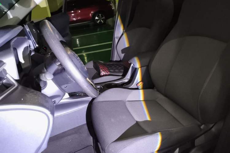 Used Toyota FRONTLANDER 2023 2.0L CVT Elite Edition Left Front Seat