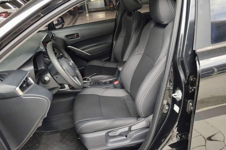 Used Toyota FRONTLANDER 2023 2.0L CVT Leading Edition Left Front Seat