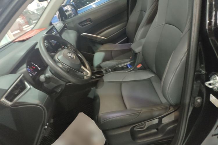 Used Toyota FRONTLANDER 2023 2.0L CVT Leading Edition Left Front Seat
