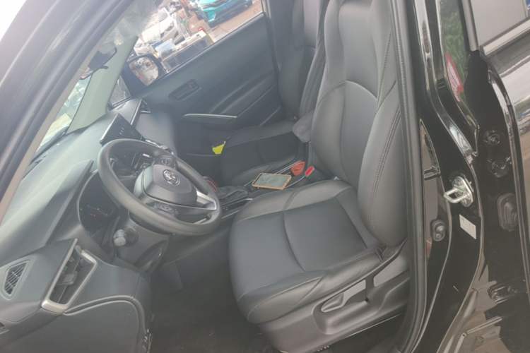 Used Toyota FRONTLANDER 2023 2.0L CVT Leading Edition Left Front Seat
