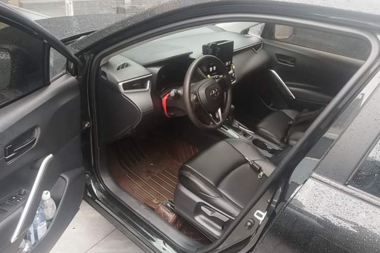 Used Toyota FRONTLANDER 2023 2.0L CVT Elite Edition Left Front Seat