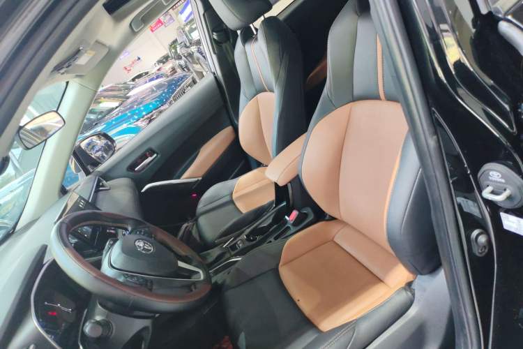 Used Toyota FRONTLANDER 2023 2.0L CVT Sport Edition Left Front Seat