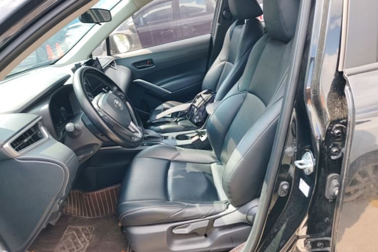 Used Toyota FRONTLANDER 2023 2.0L CVT Elite Edition Left Front Seat