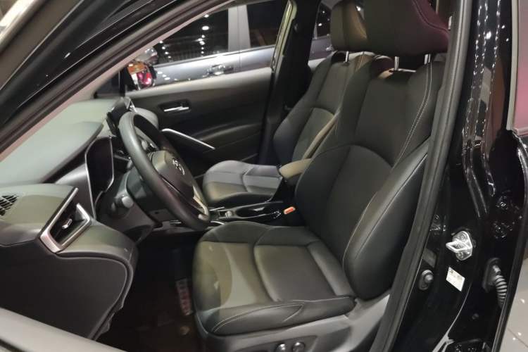 Used Toyota FRONTLANDER 2023 2.0L Smart Electric Hybrid Dual-Engine Luxury Edition Left Front Seat